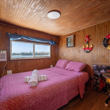 Hotel Beautiful Houseboat In Key West Exterior foto