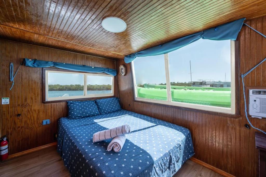 Hotel Beautiful Houseboat In Key West Exterior foto